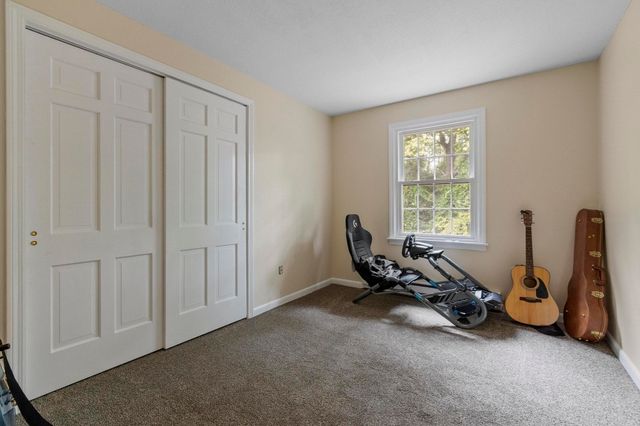 3816 Chestnut Hill Ave, Athol, MA 01331
