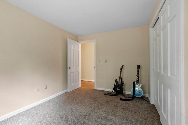 3816 Chestnut Hill Ave, Athol, MA 01331