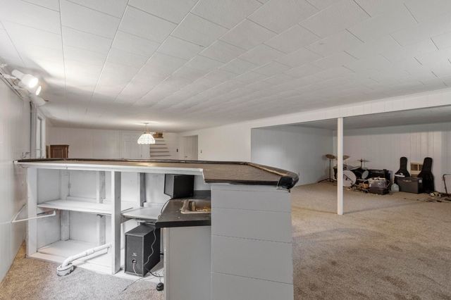 3816 Chestnut Hill Ave, Athol, MA 01331