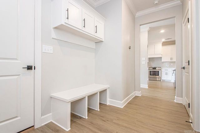 302 Kanis Ridge Drive, Little Rock, AR 72223