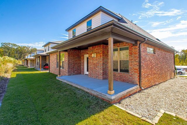 302 Kanis Ridge Drive, Little Rock, AR 72223