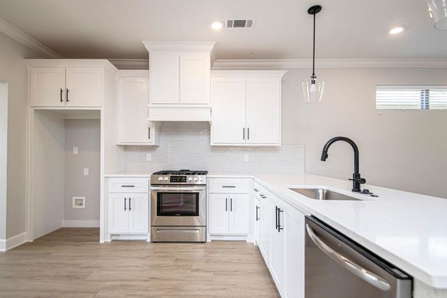 302 Kanis Ridge Drive, Little Rock, AR 72223