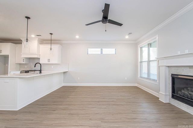 302 Kanis Ridge Drive, Little Rock, AR 72223