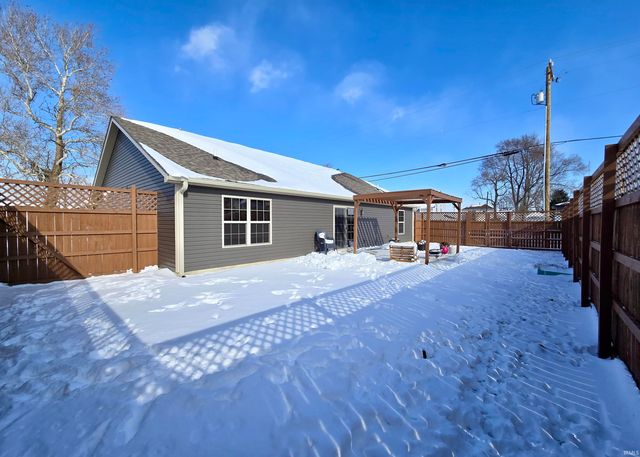 110 E Oxford Street, Otterbein, IN 47970