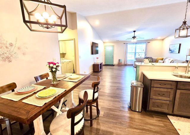 110 E Oxford Street, Otterbein, IN 47970