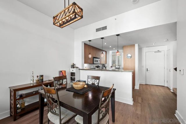 325 7Th Ave 211, San Diego, CA 92101