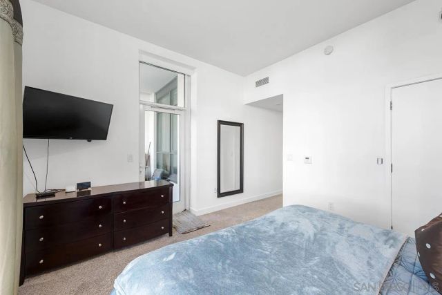 325 7Th Ave 211, San Diego, CA 92101