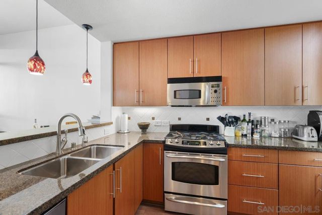 325 7Th Ave 211, San Diego, CA 92101