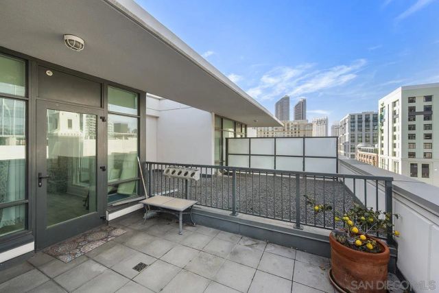 325 7Th Ave 211, San Diego, CA 92101
