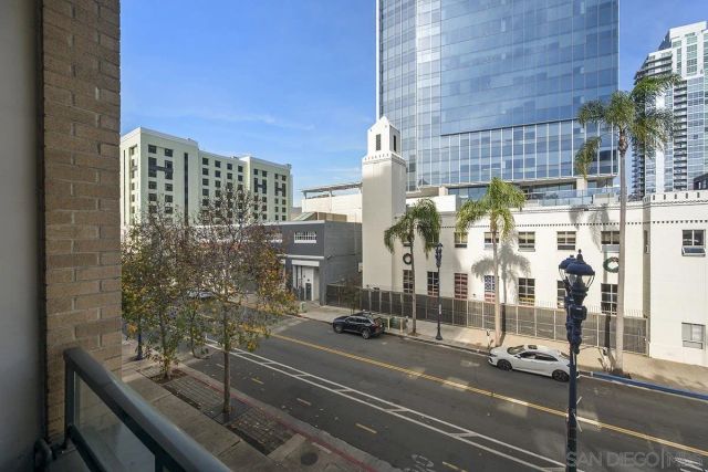 325 7Th Ave 211, San Diego, CA 92101