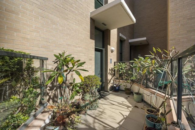 325 7Th Ave 211, San Diego, CA 92101