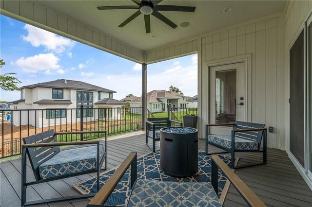 2428 W 177th Street, Overland Park, KS 66085