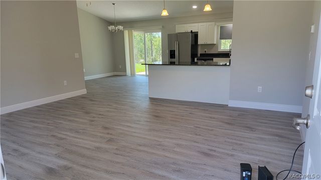2719 W Sheila Drive, Citrus Springs, FL 34433