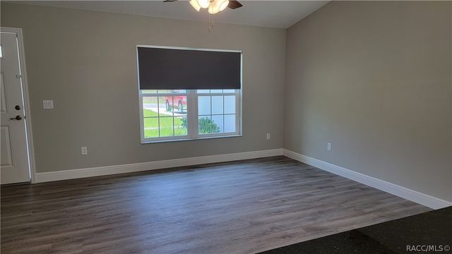 2719 W Sheila Drive, Citrus Springs, FL 34433