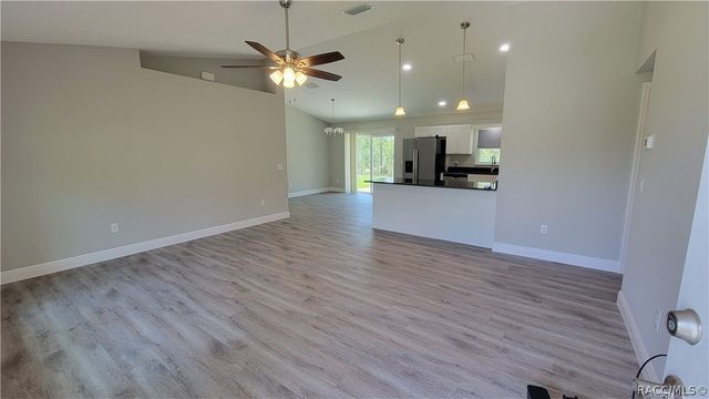 2719 W Sheila Drive, Citrus Springs, FL 34433