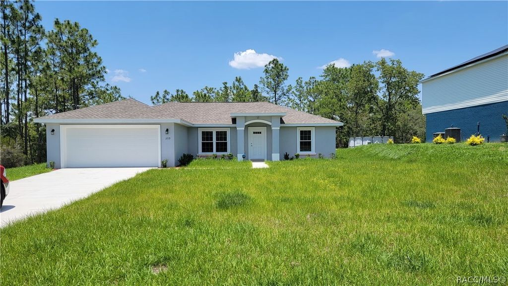 2719 W Sheila Drive, Citrus Springs, FL 34433