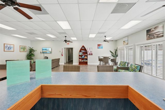 10800 US HIGHWAY 19 N 206, Pinellas Park, FL 33782