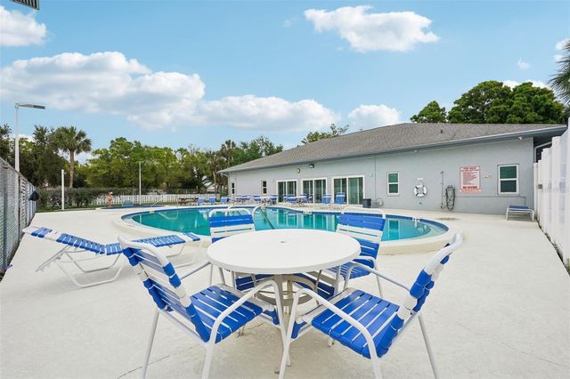 10800 US HIGHWAY 19 N 206, Pinellas Park, FL 33782