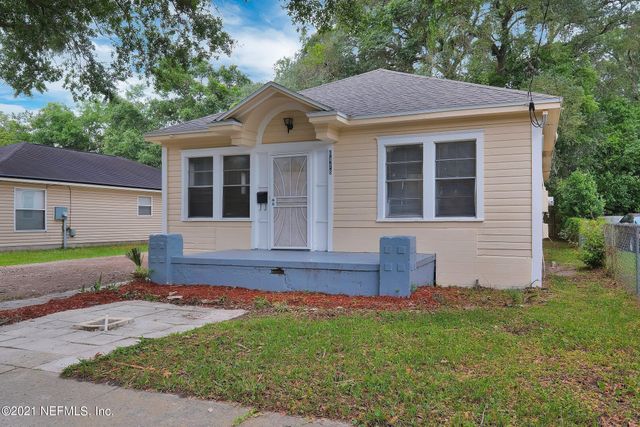 6418 SAPPHIRE Drive, Jacksonville, FL 32208