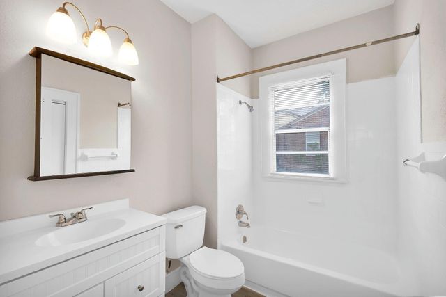 6418 SAPPHIRE Drive, Jacksonville, FL 32208