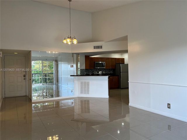 8721 Wiles Road 306, Coral Springs, FL 33067