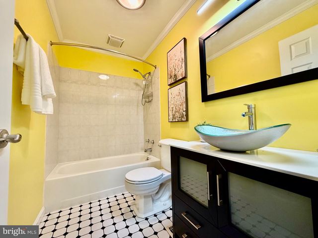 5401 COVE VIEW DR, Saint Leonard, MD 20685