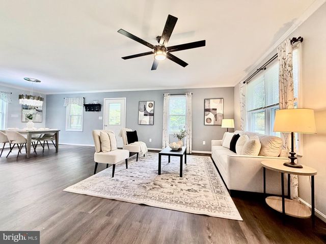 5401 COVE VIEW DR, Saint Leonard, MD 20685