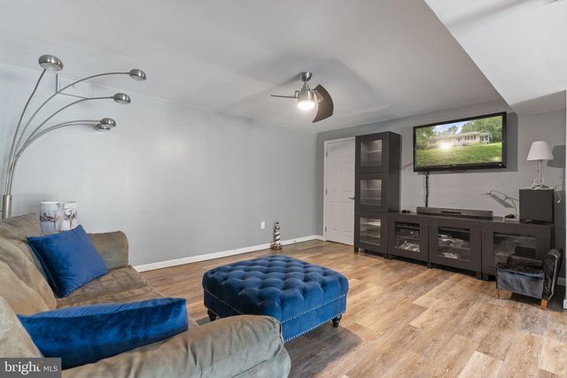5401 COVE VIEW DR, Saint Leonard, MD 20685