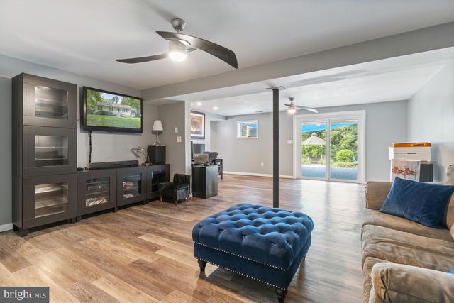 5401 COVE VIEW DR, Saint Leonard, MD 20685