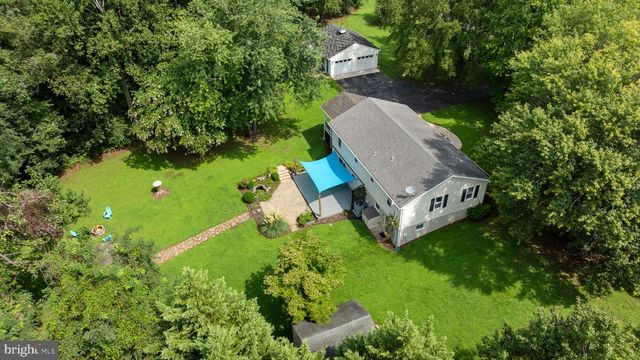5401 COVE VIEW DR, Saint Leonard, MD 20685
