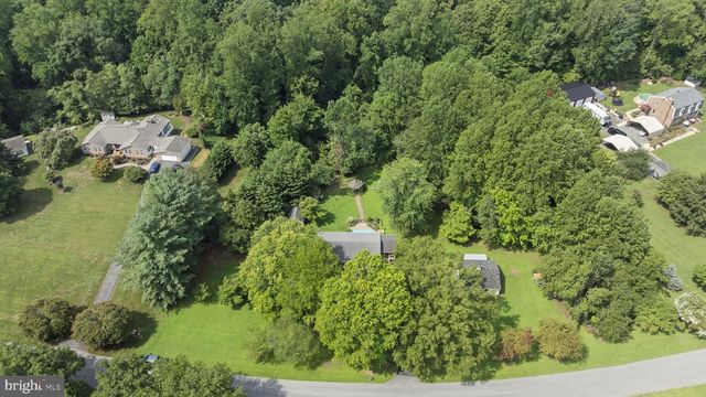 5401 COVE VIEW DR, Saint Leonard, MD 20685