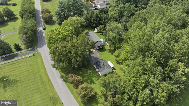 5401 COVE VIEW DR, Saint Leonard, MD 20685