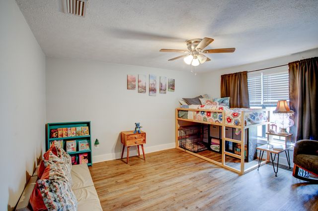 5269 Four Lake Drive, Crestview, FL 32539