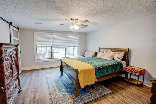 5269 Four Lake Drive, Crestview, FL 32539