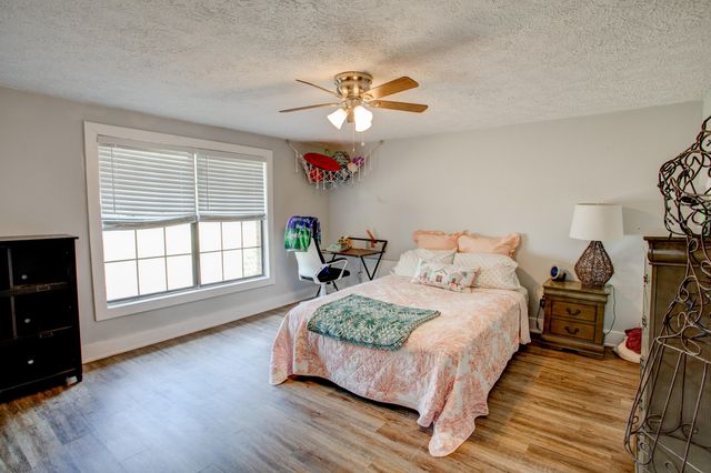 5269 Four Lake Drive, Crestview, FL 32539
