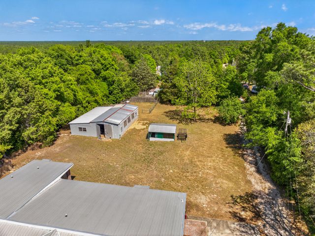 5269 Four Lake Drive, Crestview, FL 32539