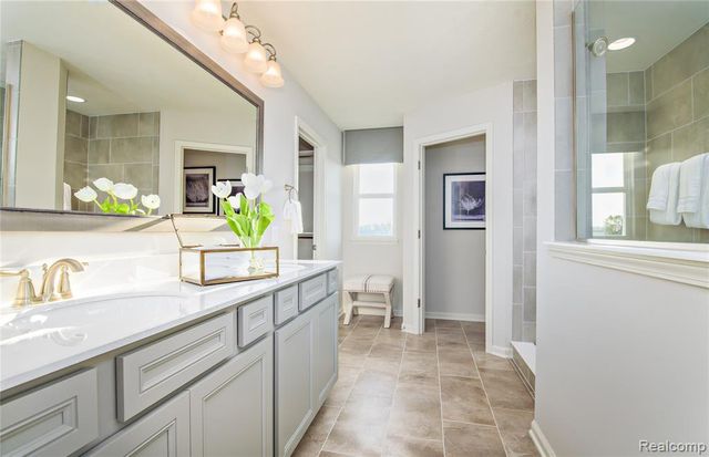 22270 Hilda Lane, South Lyon, MI 48178