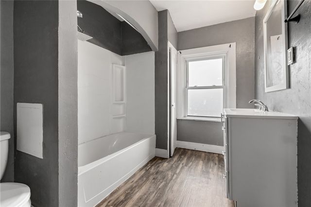 2119 Saranac Ave, Beechview, PA 15216