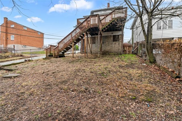 2119 Saranac Ave, Beechview, PA 15216