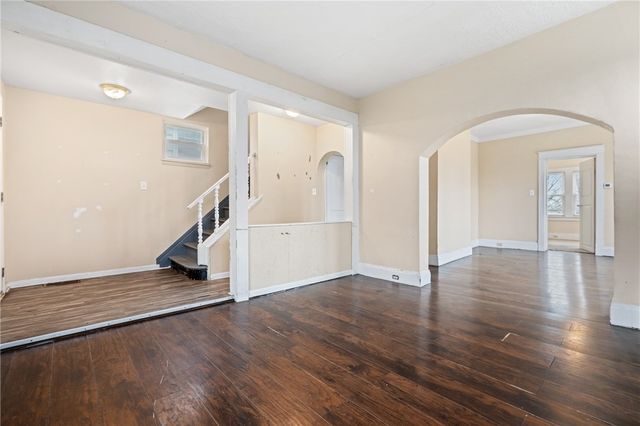 2119 Saranac Ave, Beechview, PA 15216