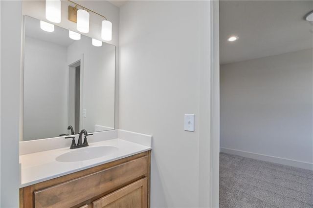 6039 Apache Drive, Shawnee, KS 66226