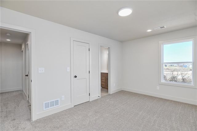 6039 Apache Drive, Shawnee, KS 66226