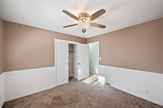 2956 Hubbell Avenue, Des Moines, IA 50317