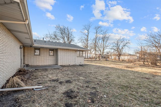 2956 Hubbell Avenue, Des Moines, IA 50317