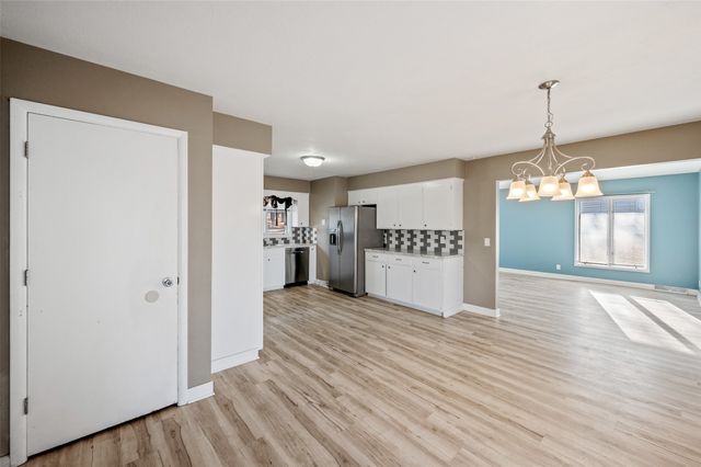 2956 Hubbell Avenue, Des Moines, IA 50317