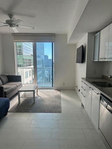 185 SW 7th St 2406, Miami, FL 33130