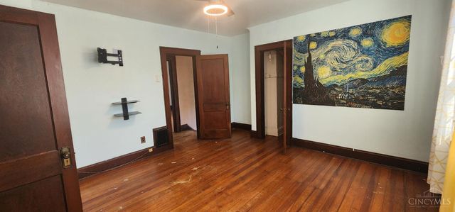 86 De Camp Avenue, Cincinnati, OH 45216