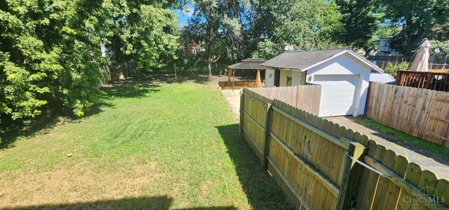 86 De Camp Avenue, Cincinnati, OH 45216