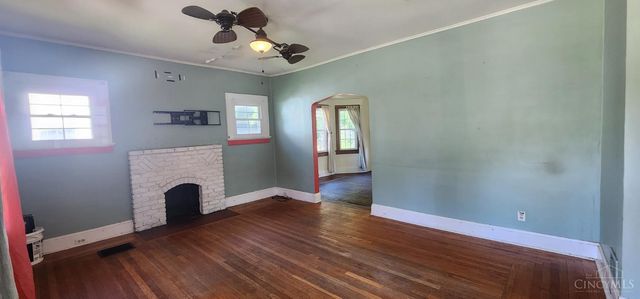 86 De Camp Avenue, Cincinnati, OH 45216