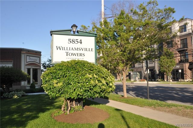5854 Main Street 306, Amherst, NY 14221